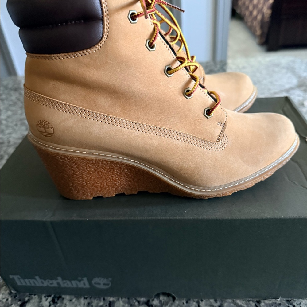 Timberland Women's Tan and Brown Wedge Boots